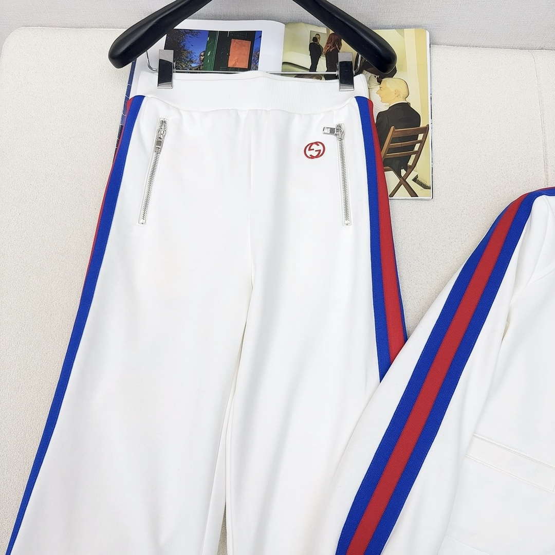 Gucci Women's Tracksuit Casual sports suit Clothing G33001