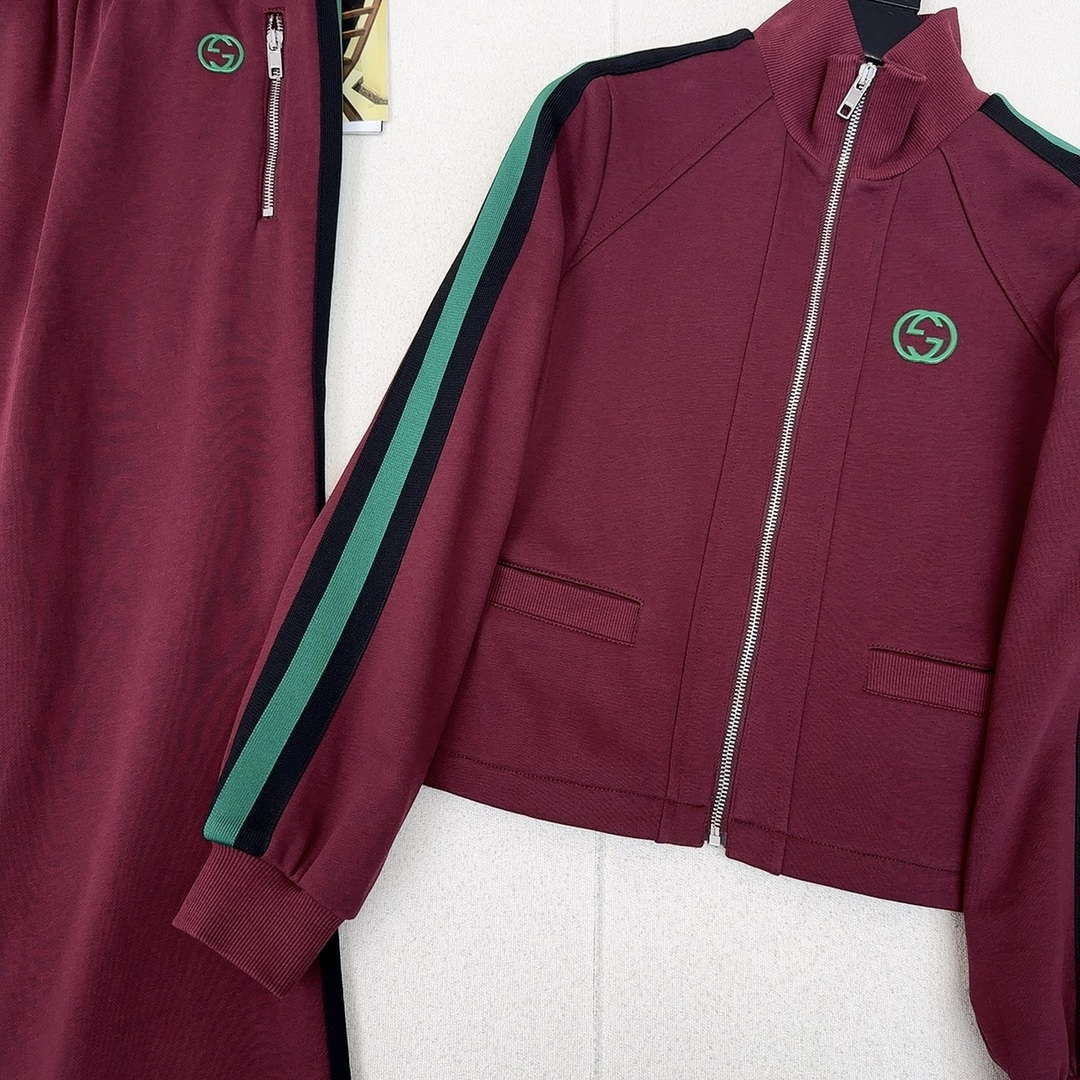 Gucci Women's Tracksuit Casual sports suit Clothing G33002
