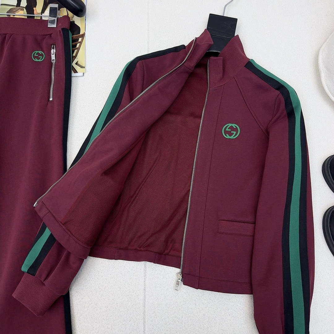 Gucci Women's Tracksuit Casual sports suit Clothing G33002
