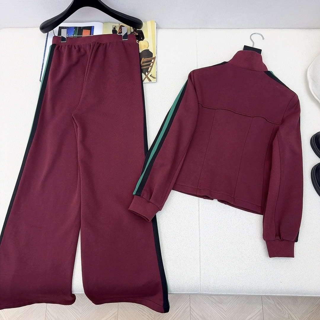 Gucci Women's Tracksuit Casual sports suit Clothing G33002