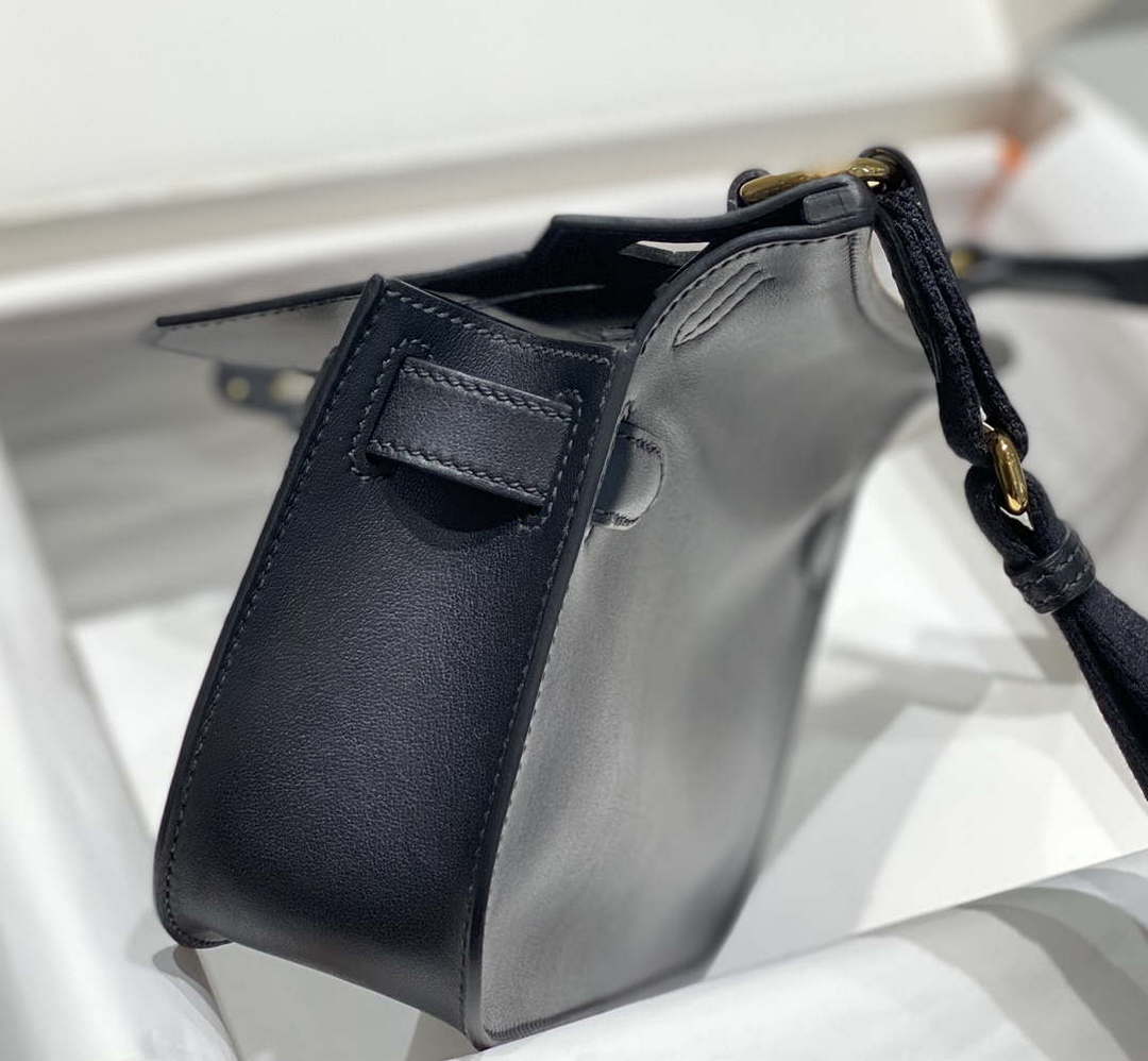 Hermes 316413 Jyspiere Leather Hermes bags Black H900914 - Default Title - View 3