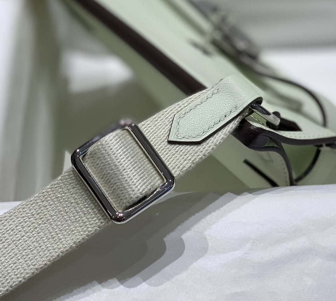Hermes 316413 Jyspiere Leather Hermes bags Light Green H900919