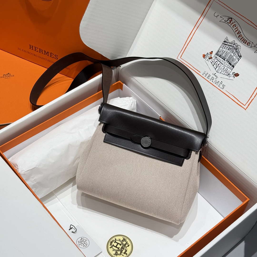 Hermes 316421 Mini Herbag Hermes bags H80130 - Default Title - View 1