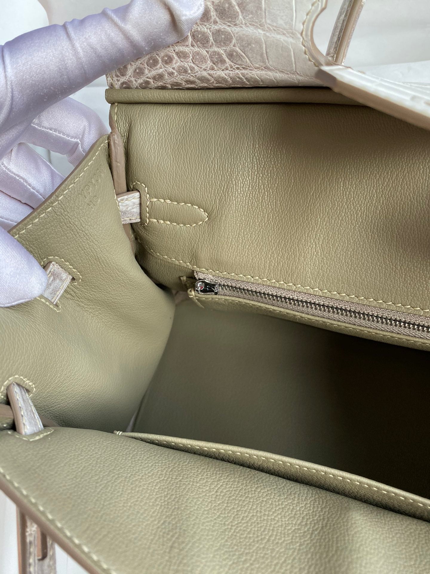 Hermes Birkin Designer Tote Bag Himalaya Crocodile Leather H99820 - Gold / 25cm - View 9