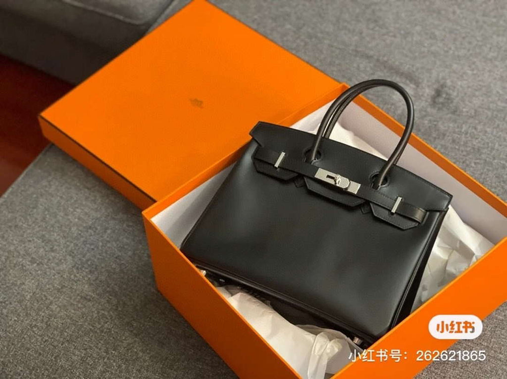 Hermes Birkin Tote Bag Fine grain calfskin Silver H28820