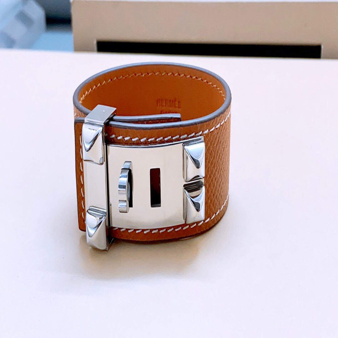Hermes Bracelet Wristband Designer Hermes Jewelry H88630 - Default Title - View 1