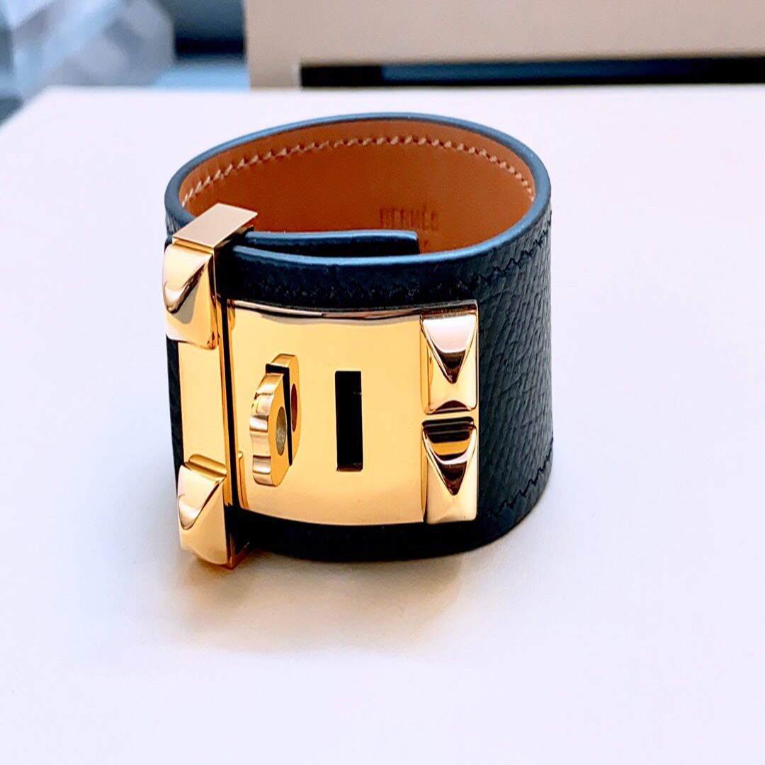 Hermes Bracelet Wristband Designer Hermes Jewelry H88638 - Default Title - View 1