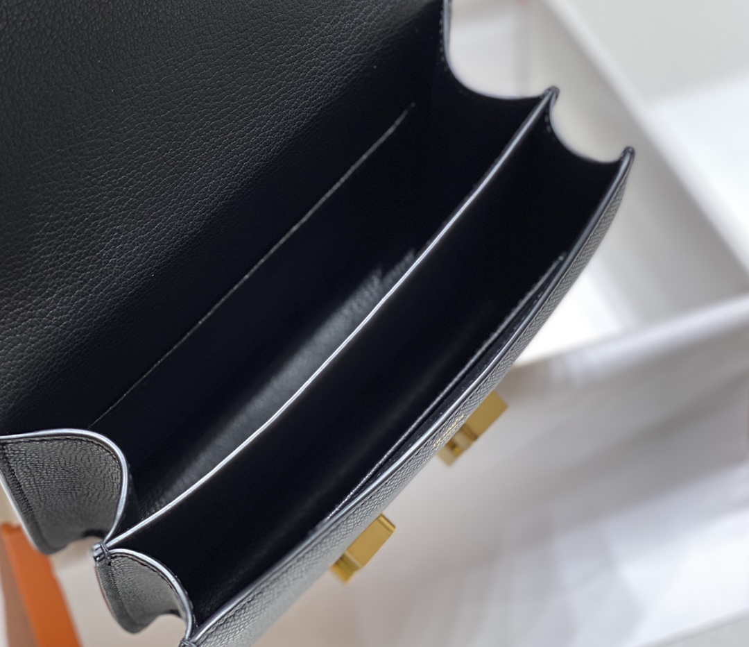 Hermes Constance Cross Body Bag Epsom Leather Gold H28401 - 18CM - View 9