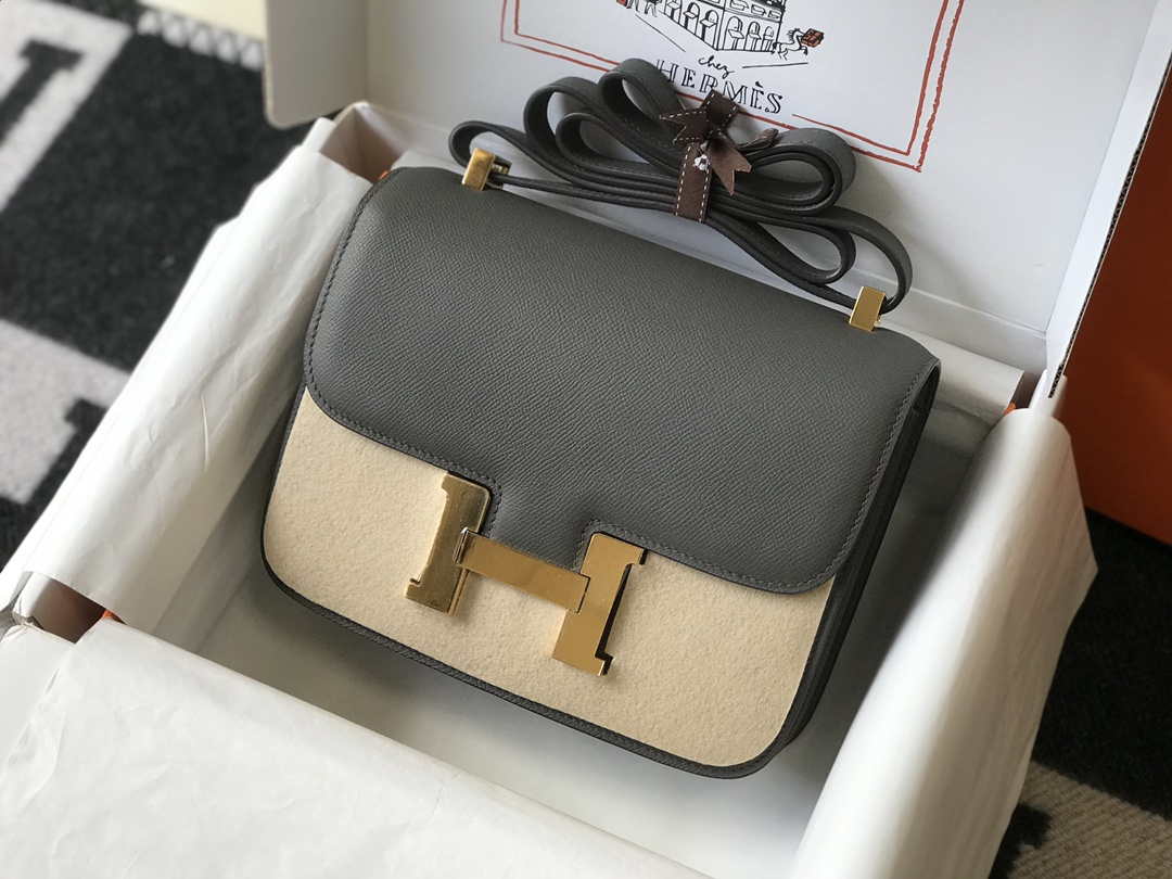 Hermes Constance Cross Body Bag Epsom Leather Gold H28402 - 18CM - View 1