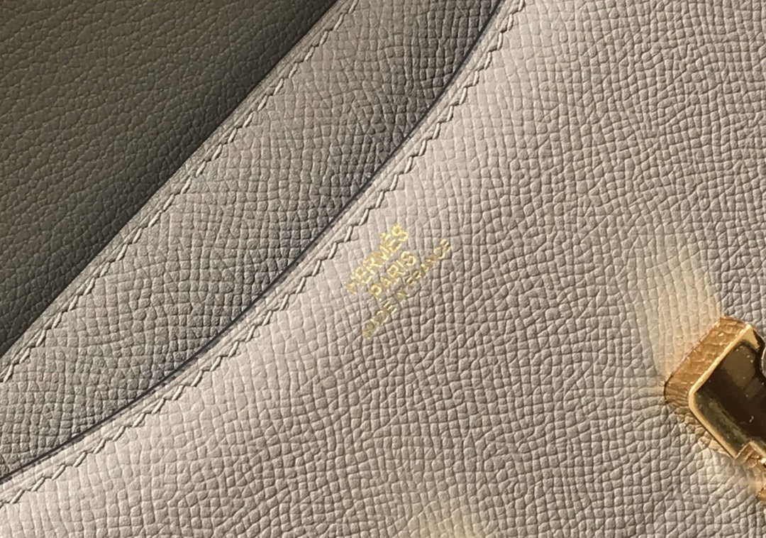 Hermes Constance Cross Body Bag Epsom Leather Gold H28403 - 18CM - View 4