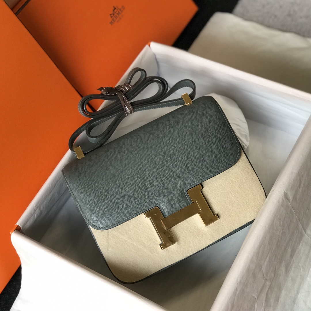 Hermes Constance Cross Body Bag Epsom Leather Gold H28407 - 18CM - View 2