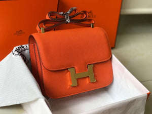 Hermes Constance Cross Body Bag Epsom Leather Gold H28409 - 18CM - View 5