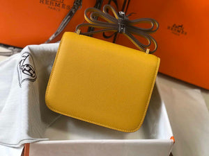 Hermes Constance Cross Body Bag Epsom Leather Gold H28413 - 18CM - View 3
