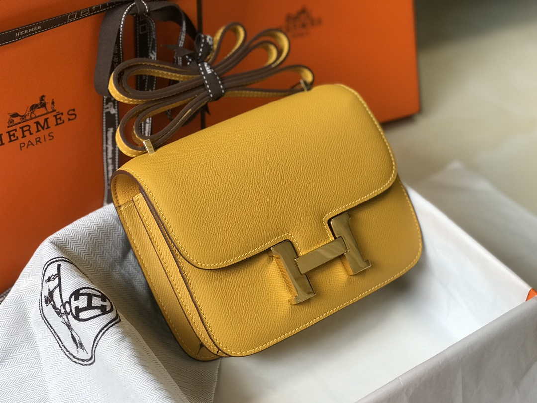 Hermes Constance Cross Body Bag Epsom Leather Gold H28413 - 18CM - View 5