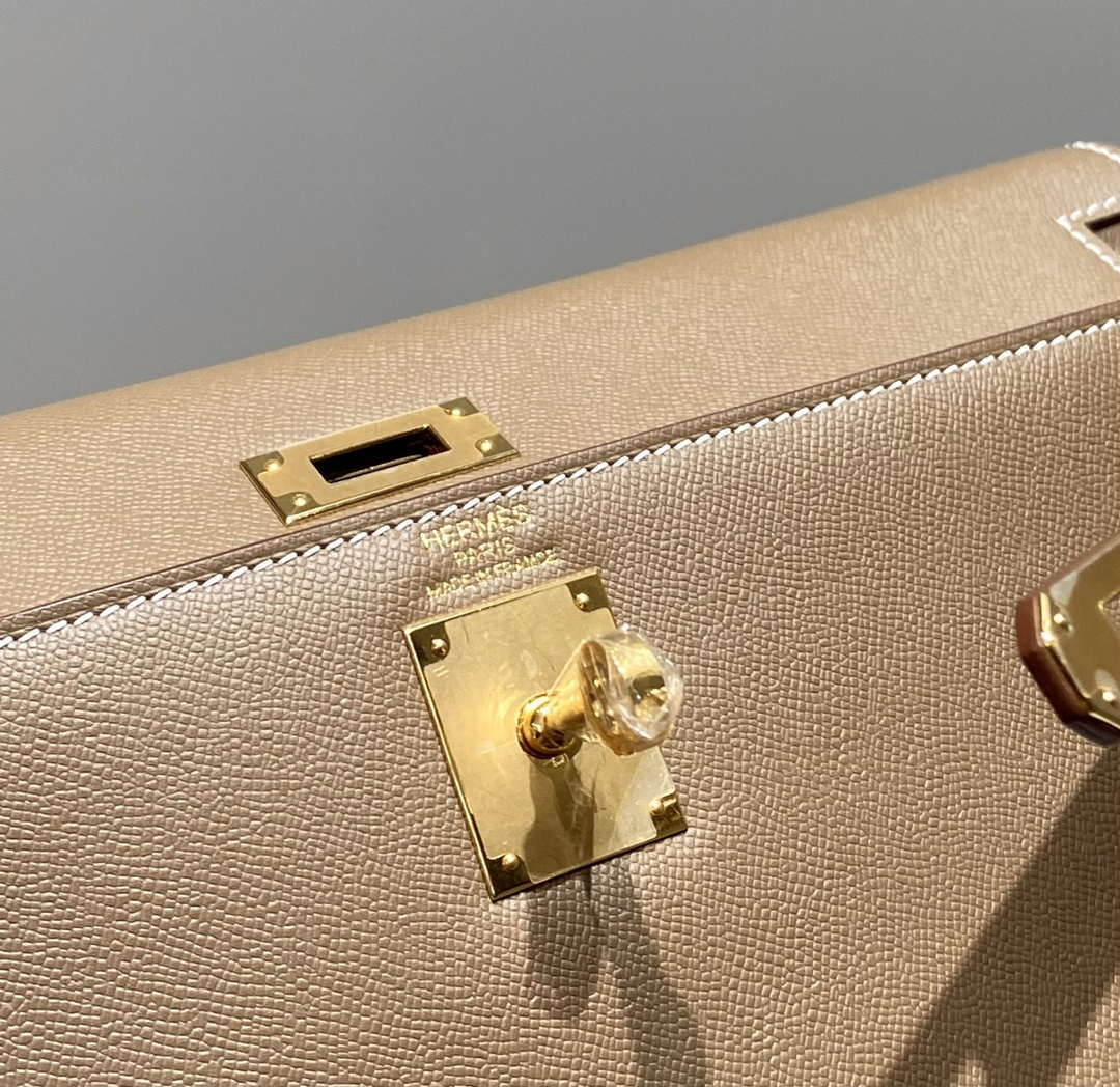 Hermes Epsom Kelly Elan Shoulder Bag H232002