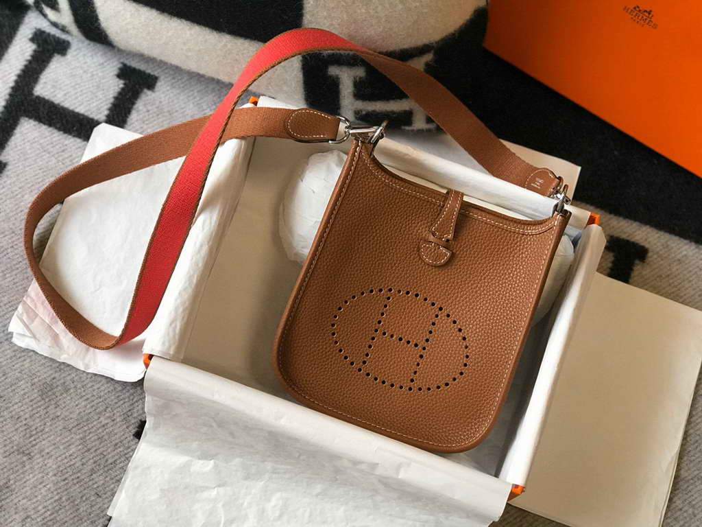 Hermes Evelyne Bag Hermes Mini Crossbody Bag 20399 Silver Buckle Tan