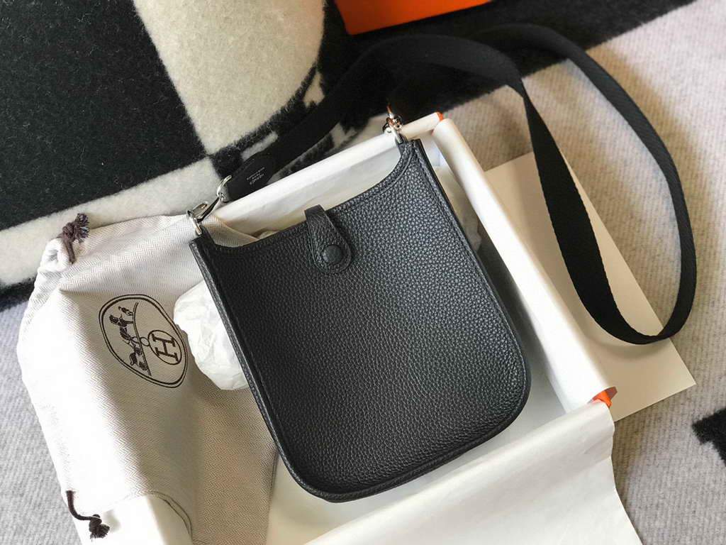 Hermes Evelyne Bag Hermes Mini Crossbody Bag 20398 Silver Buckle Black