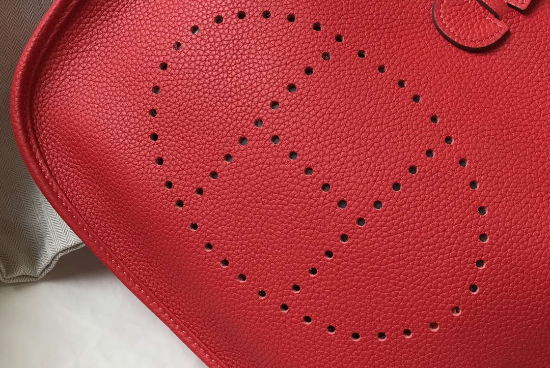 Hermes Evelyne III 29 bag Designer Hermes Shoulder Bag 204851 Red Silver - Default Title - View 4