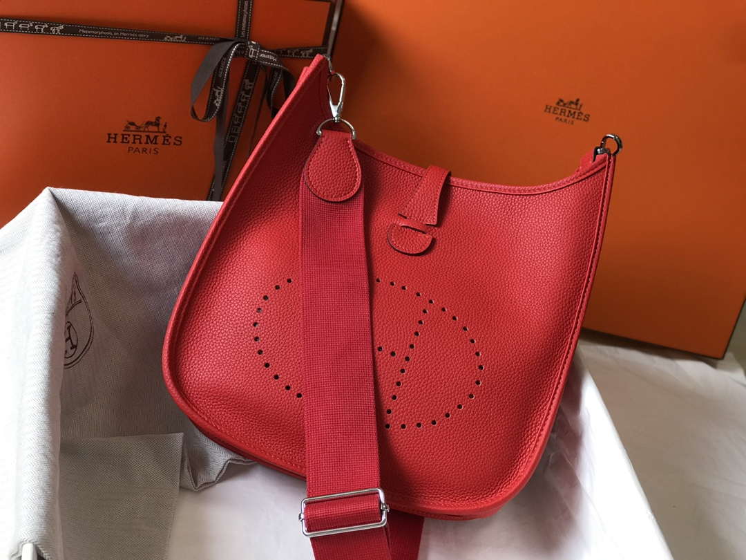 Hermes Evelyne III 29 bag Designer Hermes Shoulder Bag 204851 Red Silver - Default Title - View 7