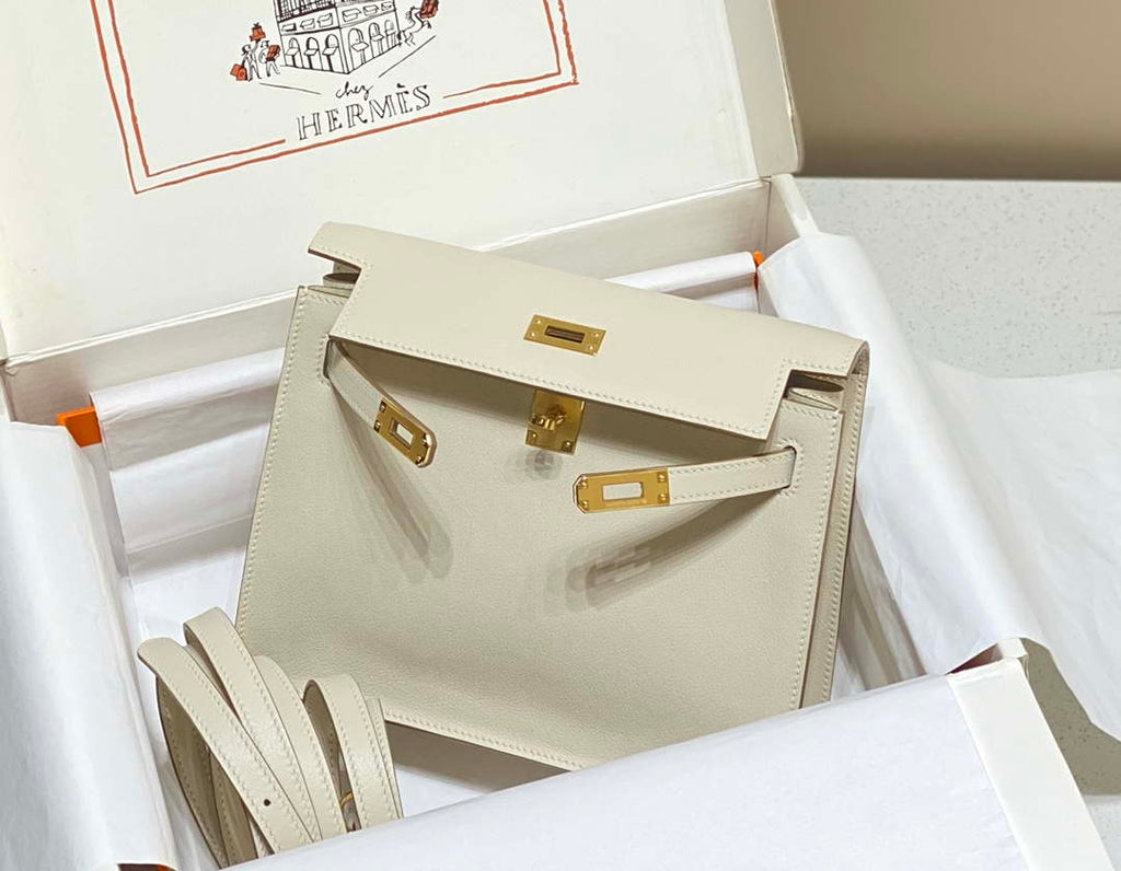 Hermes Evercolor Kelly Danse II 22cm Leather Crossbody Bag H20366 White