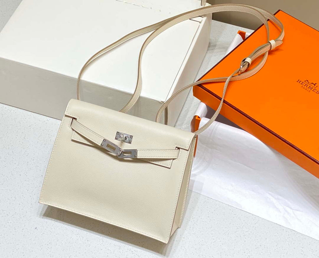 Hermes Evercolor Kelly Danse II 22cm Leather Crossbody Bag H20367 White Silver