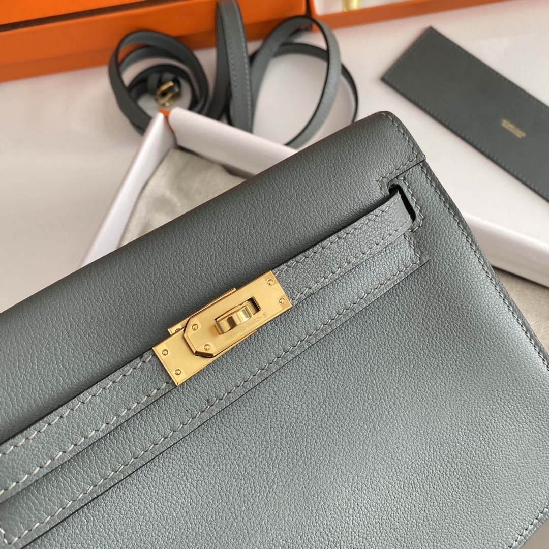 Hermes Evercolor Kelly Danse II 22cm Leather Crossbody Bag H20368 Gray - Default Title - View 3