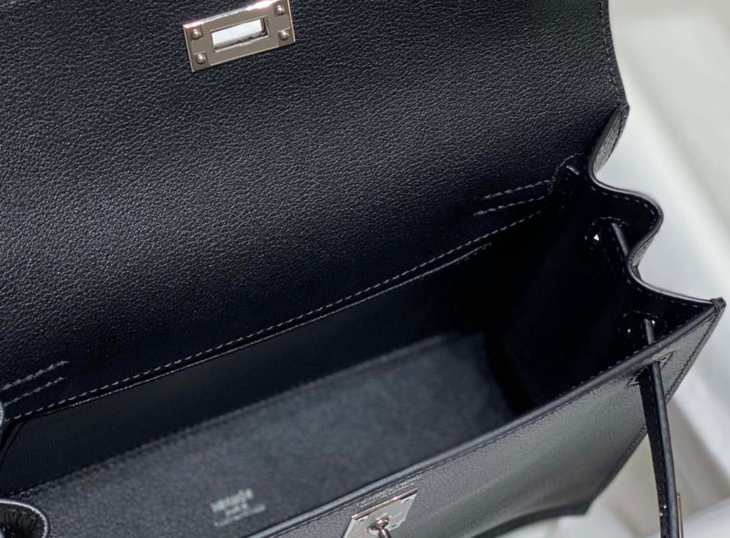 Hermes Evercolor Kelly Danse II 22cm Leather Crossbody Bag H20371 Black Silver