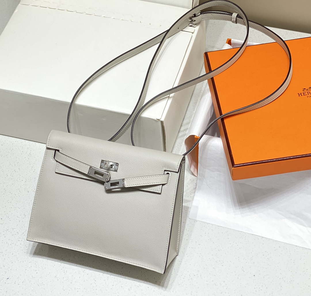 Hermes Evercolor Kelly Danse II 22cm Leather Crossbody Bag H20373 Light Gray Silver - Default Title - View 4