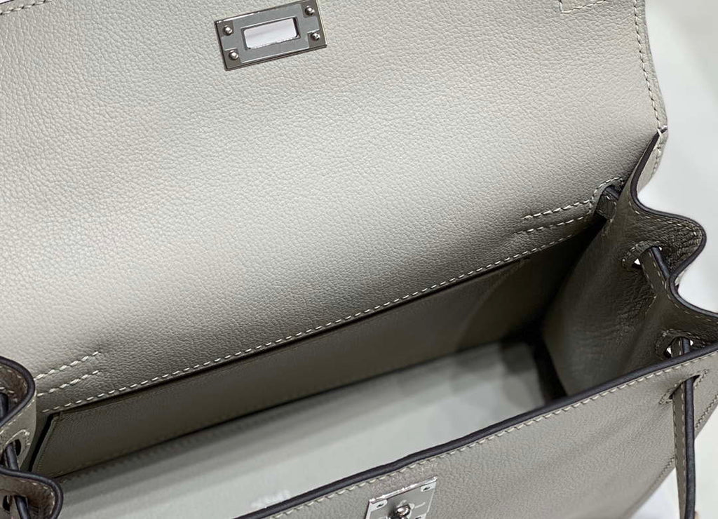 Hermes Evercolor Kelly Danse II 22cm Leather Crossbody Bag H20373 Light Gray Silver