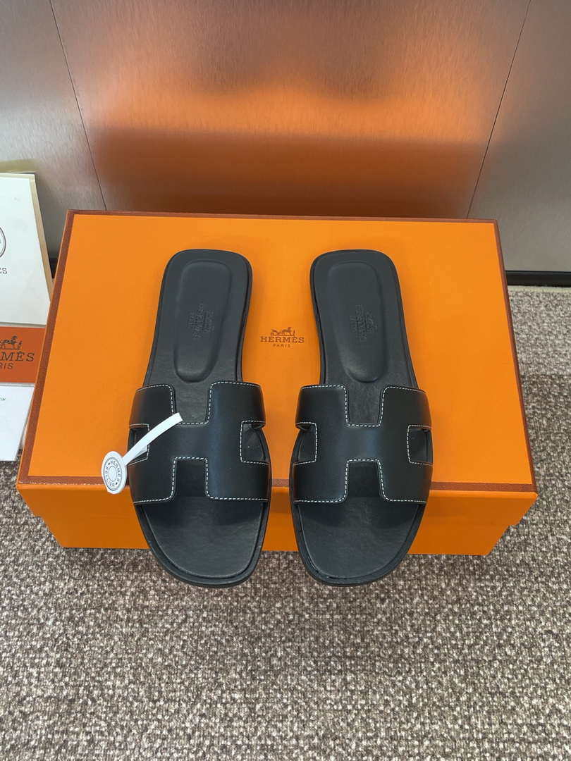 Hermes H021056Zv03340 Women Oran Sandal H33615