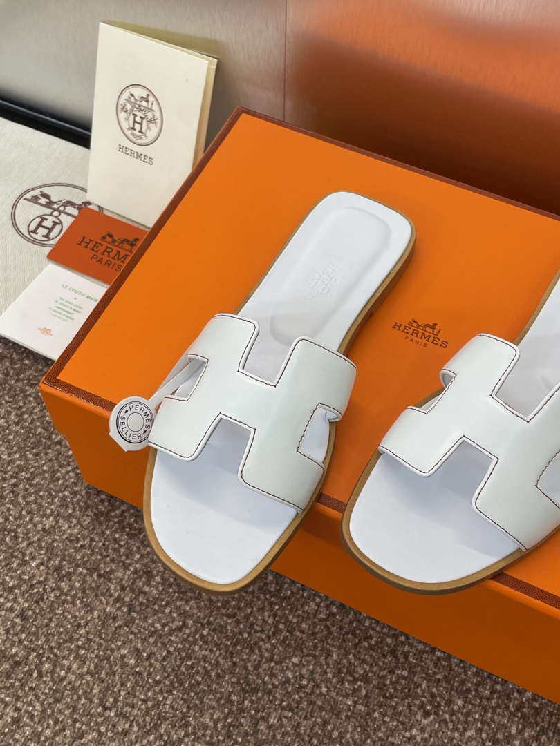 Hermes H021056Zv03340 Women Oran Sandal H33616