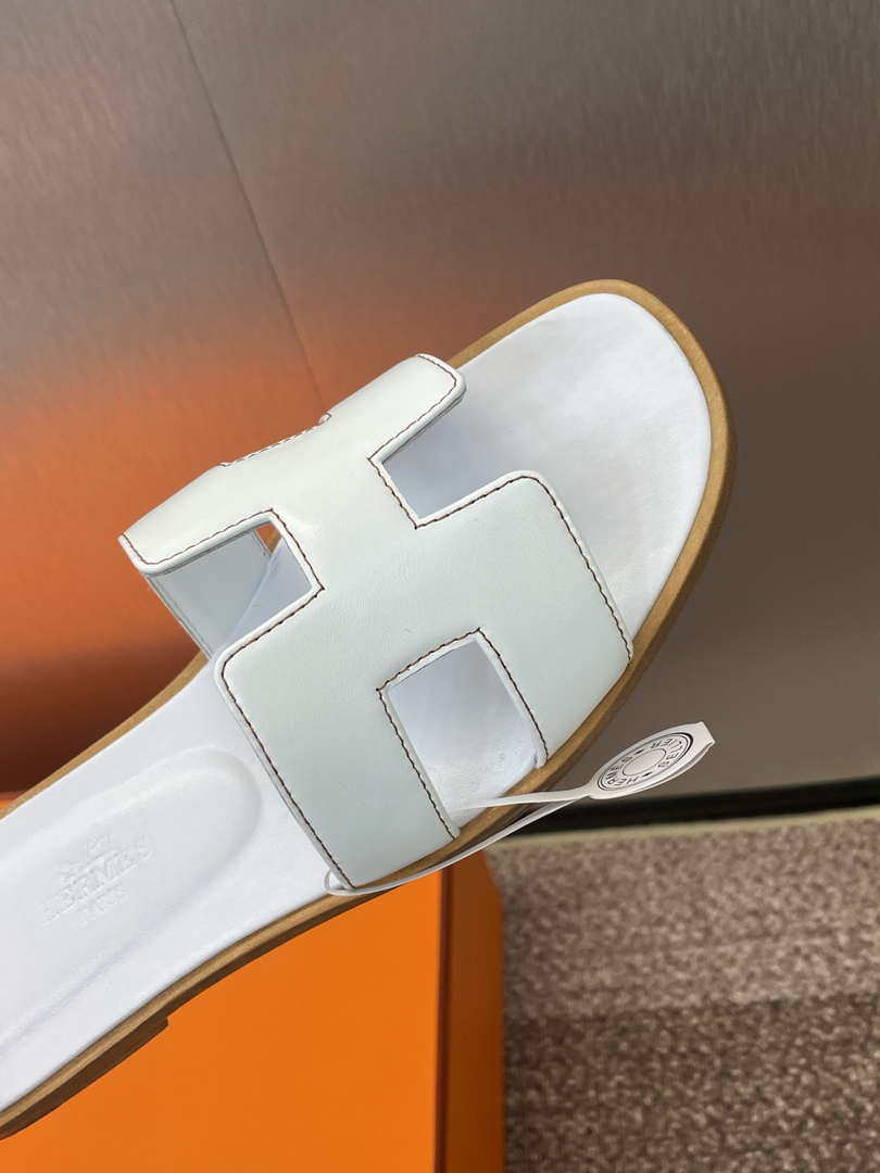 Hermes H021056Zv03340 Women Oran Sandal H33616