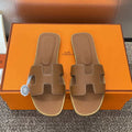 Hermes H021056Zv03340 Women Oran Sandal H33617 - 34 - View 1