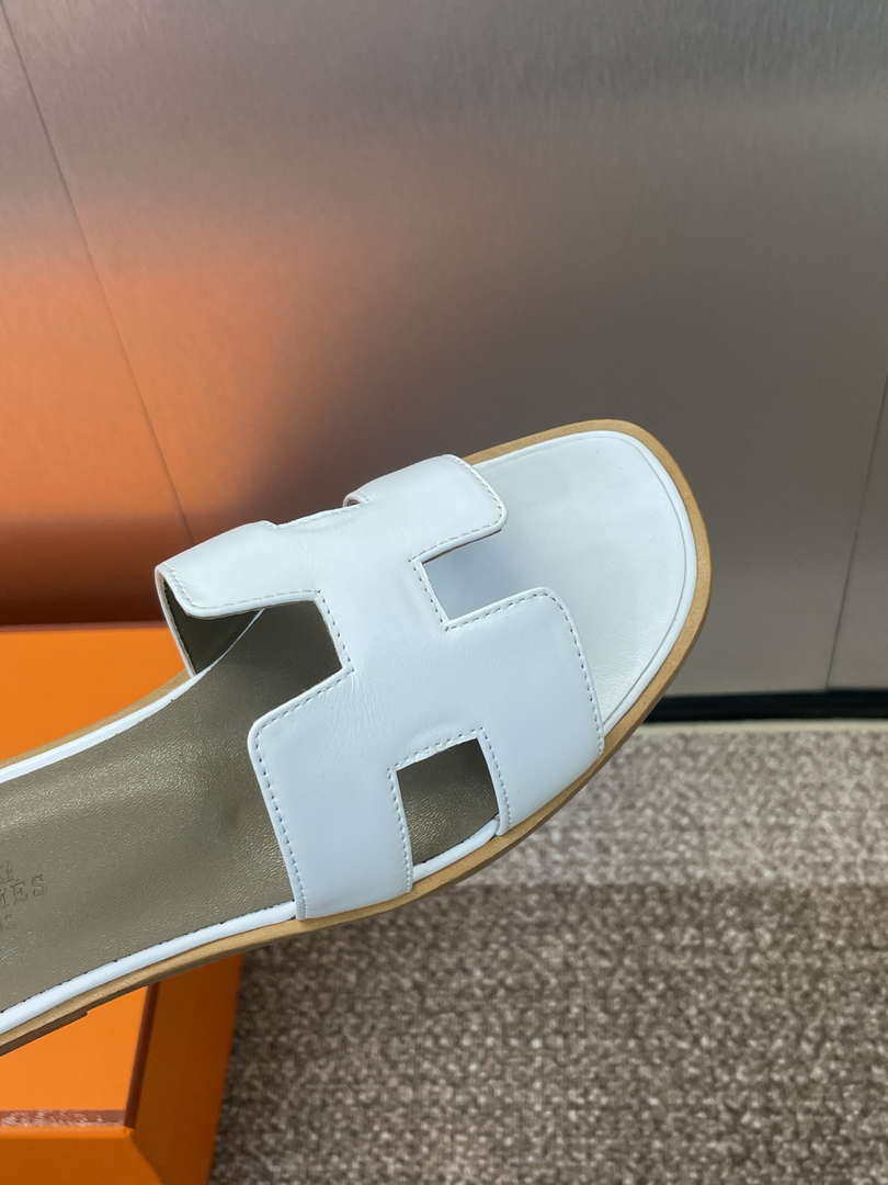 Hermes H021056Zv03340 Women Oran Sandal H33618