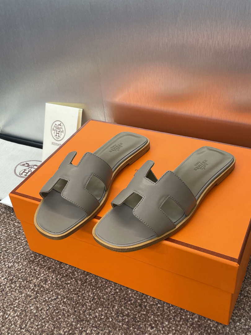 Hermes H021056Zv03340 Women Oran Sandal H33620
