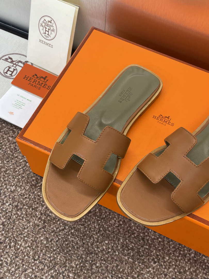Hermes H021056Zv03340 Women Oran Sandal H33621