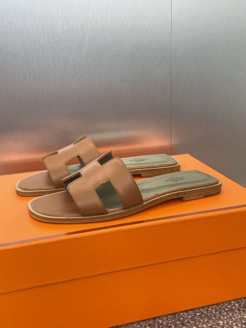 Hermes H021056Zv03340 Women Oran Sandal H33621