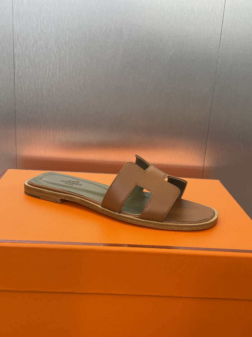 Hermes H021056Zv03340 Women Oran Sandal H33621