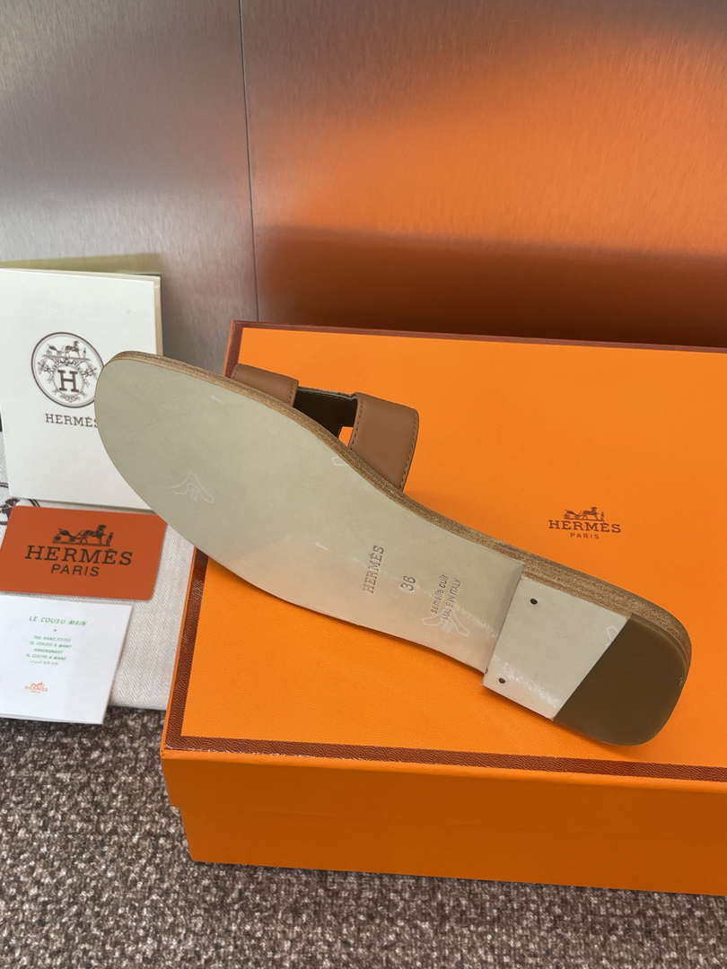 Hermes H021056Zv03340 Women Oran Sandal H33621