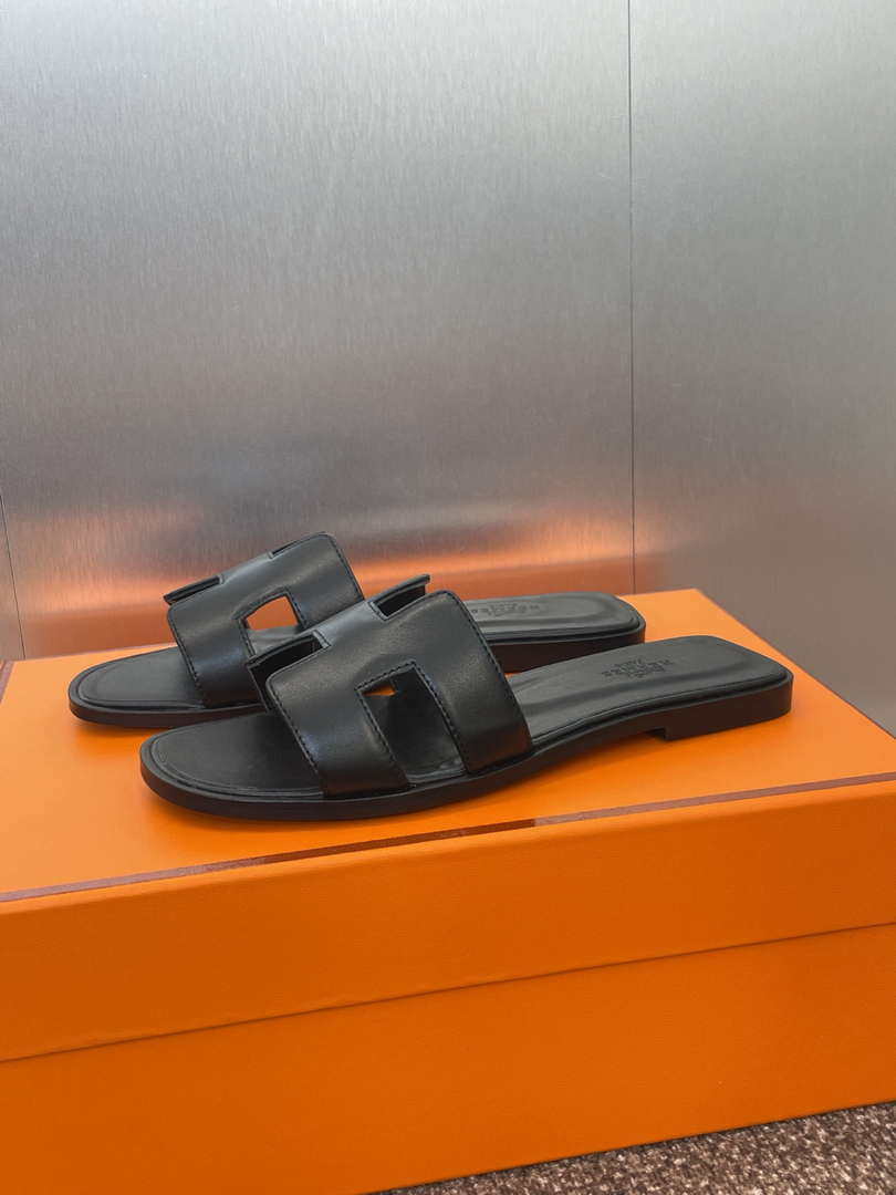 Hermes H021056Zv03340 Women Oran Sandal H33625
