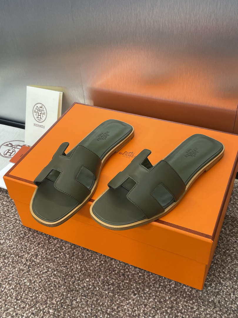 Hermes H021056Zv03340 Women Oran Sandal H33624