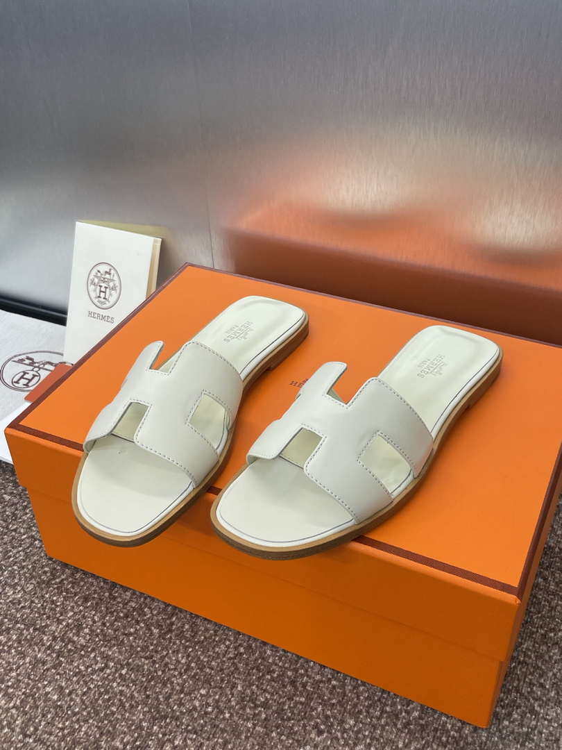 Hermes H021056Zv03340 Women Oran Sandal H33626