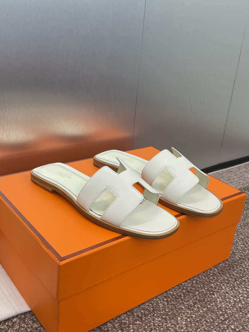 Hermes H021056Zv03340 Women Oran Sandal H33626