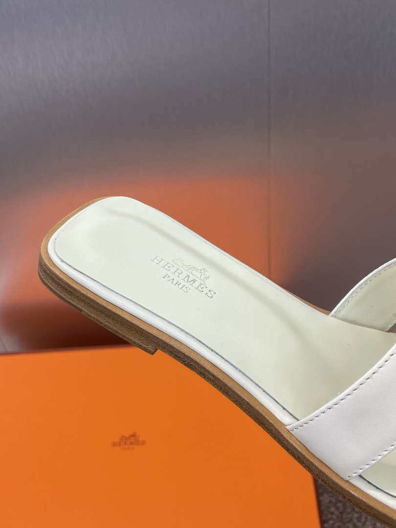Hermes H021056Zv03340 Women Oran Sandal H33626