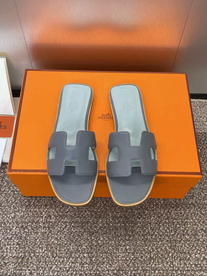 Hermes H021056Zv03340 Women Oran Sandal H33627