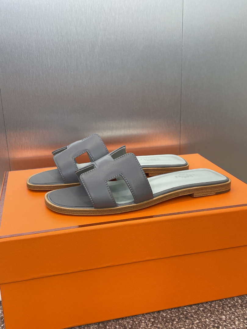Hermes H021056Zv03340 Women Oran Sandal H33627
