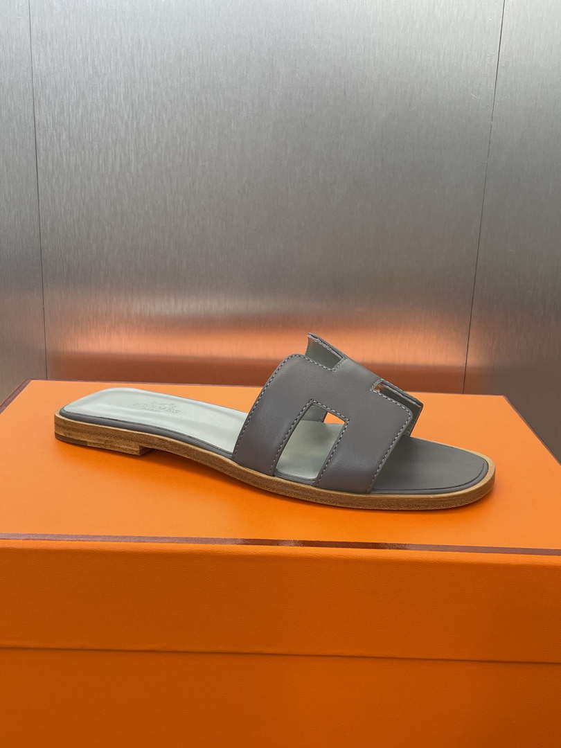 Hermes H021056Zv03340 Women Oran Sandal H33627