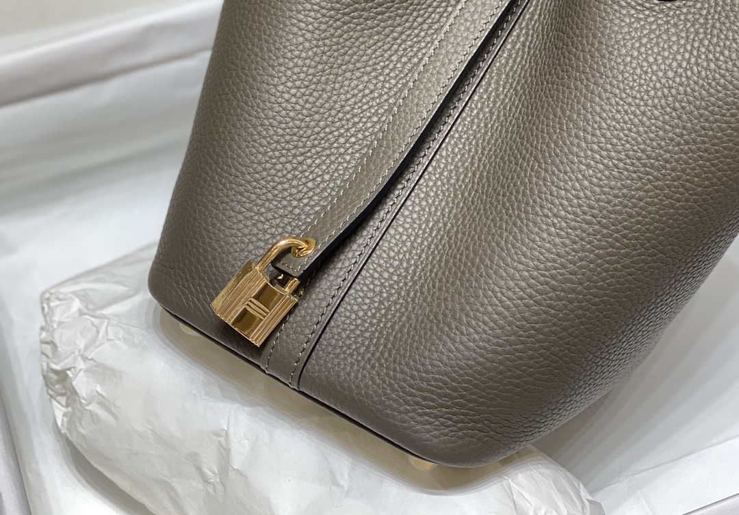 Hermes H056289 Picotin Lock 18 22 Bag H330001 - 18 cm - View 3