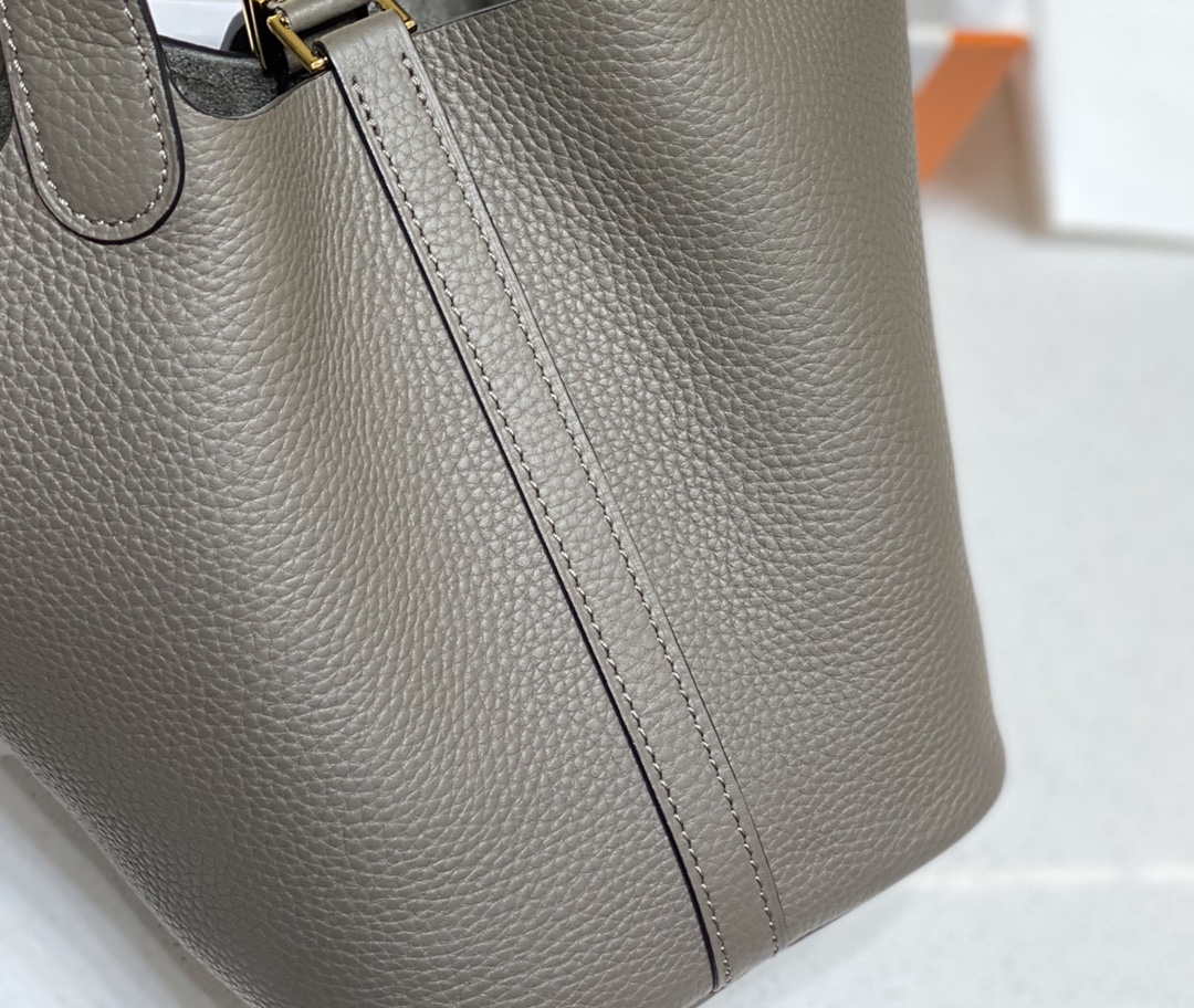 Hermes H056289 Picotin Lock 18 22 Bag H330001