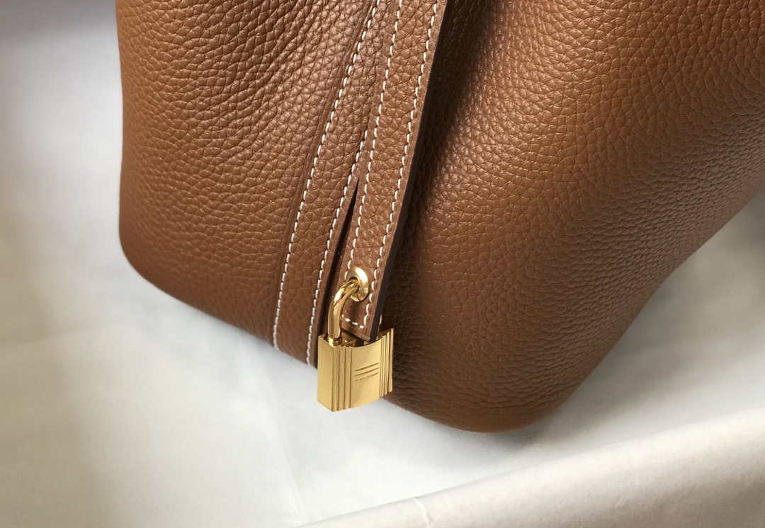 Hermes H056289 Picotin Lock 18 22 Bag H330002